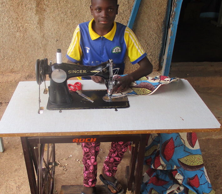 IdaniAhadi_2annoSartoriaJPG